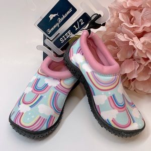Infant water shoes NWT!